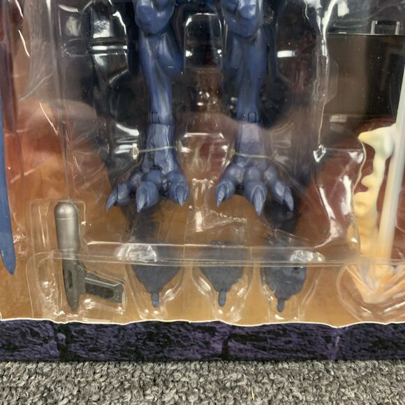 NECA Gargoyles 2021 THAILOG Ultimate 8-inch figure Action Figure - Picture 3 of 7